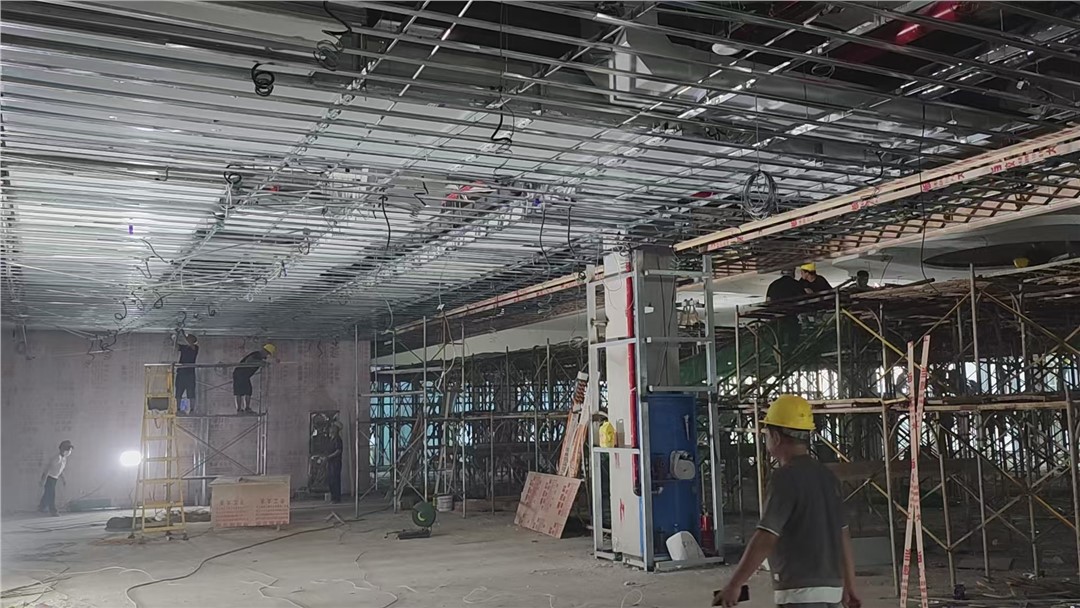 多功能小型報(bào)告廳的“變身”難題