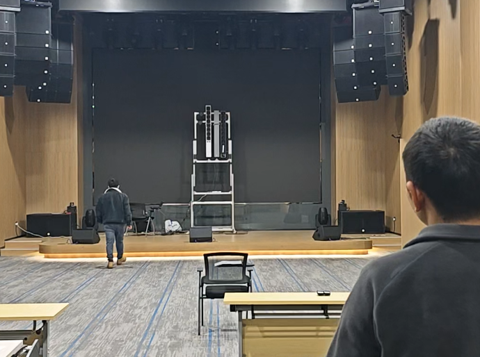 專(zhuān)用會(huì)議發(fā)言音箱的核心素質(zhì)解析